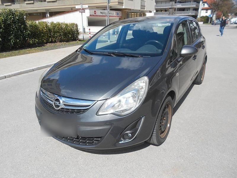 Second-hand Opel Corsa 86 CP (63 kW) 2011 Gri Hatchback