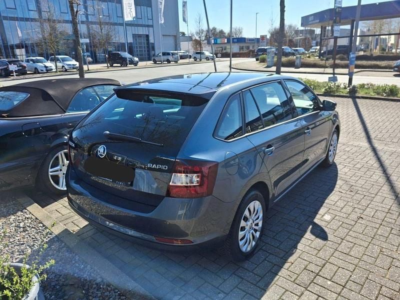 Gebraucht Skoda Rapid Ambition 110 PS (80 kW) 2018 Grau Kleinwagen