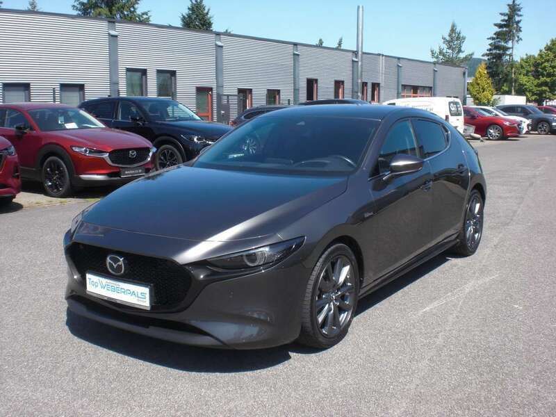 Machine gray Gebraucht 2021 Mazda 3 Selection Kleinwagen | 20.990 € (Superpreis) - Bild 1/4