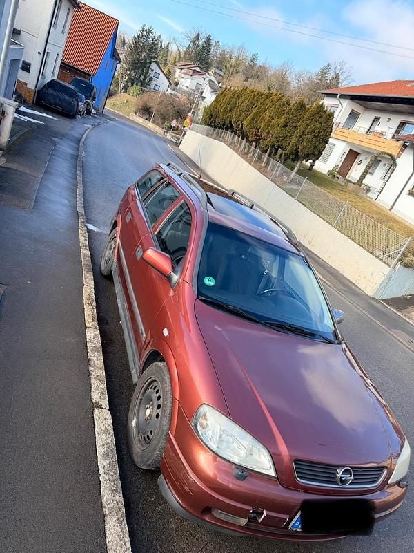 Rot Gebraucht 2001 Opel Astra Kombi | 1.500 € (Fairer Preis) - Bild 1/4