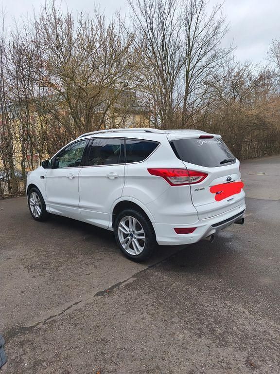 Gebraucht Ford Kuga Individual 182 PS (133 kW) 2014 Weiß SUV