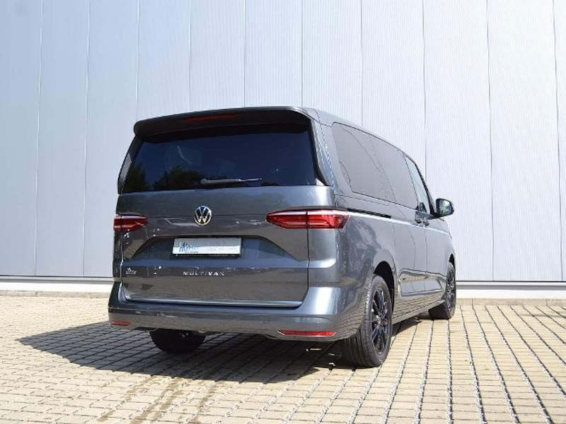 Gebraucht VW Multivan Pro 150 PS (110 kW) 2024 Van