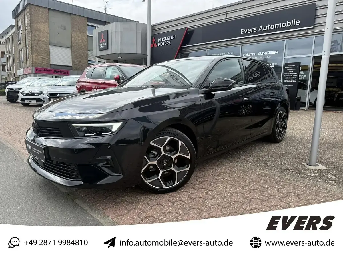 Gebraucht Opel Astra 131 PS (96 kW) 2025 Schwarz Kleinwagen