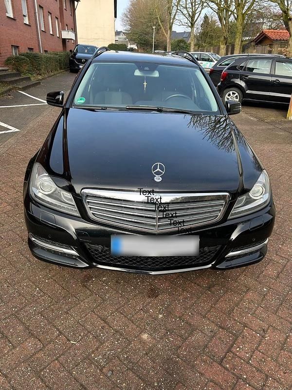 Gebraucht Mercedes C220 170 PS (125 kW) 2012 Schwarz Kombi
