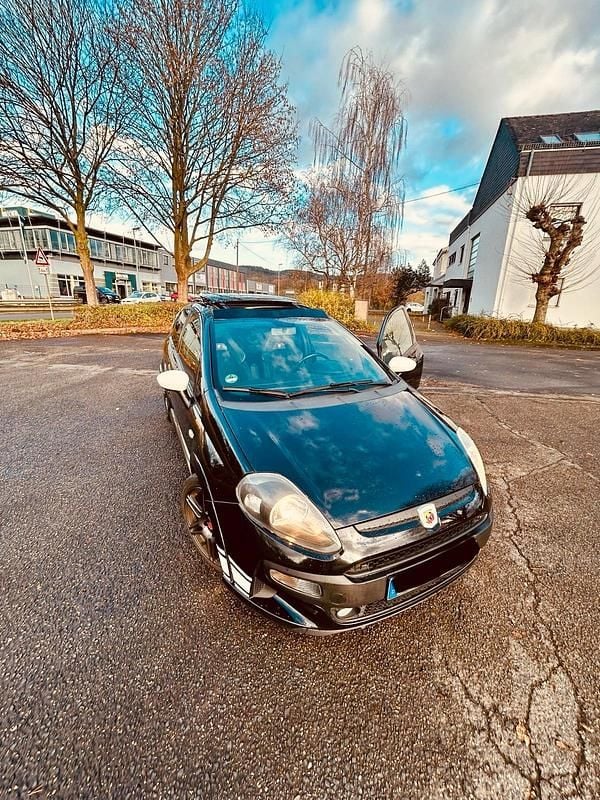 Schwarz Gebraucht 2010 Fiat Punto Evo Abarth Kleinwagen | 11.500 € - Bild 1/4