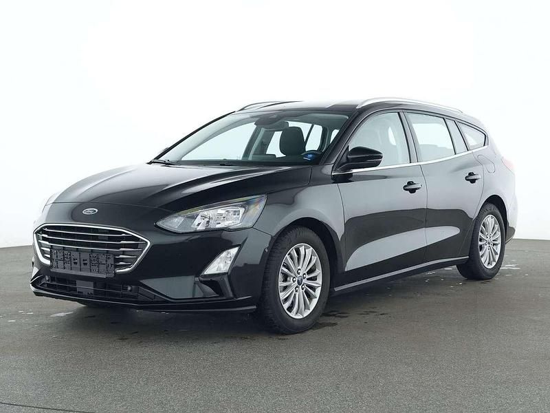 Gebraucht Ford Focus Titanium 125 PS (91 kW) 2021 Obsidianschwarz metallic Kombi