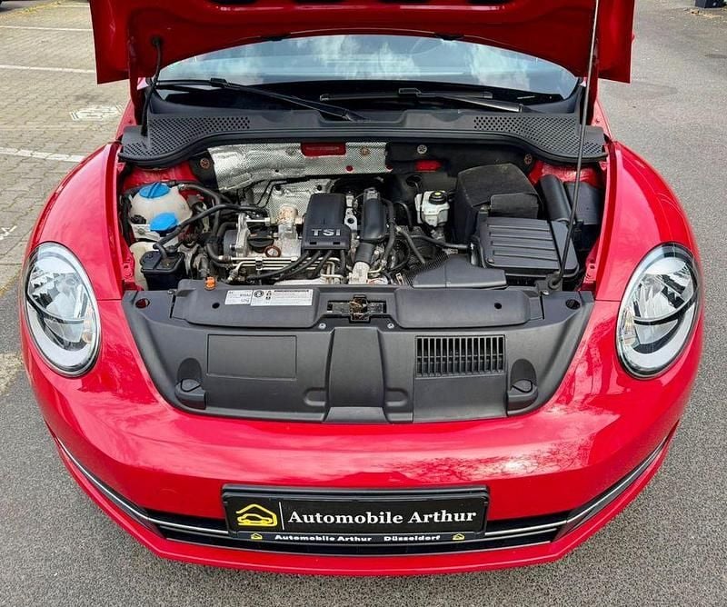 Second-hand VW Beetle Design 105 CP (77 kW) 2012 Roșu Hatchback