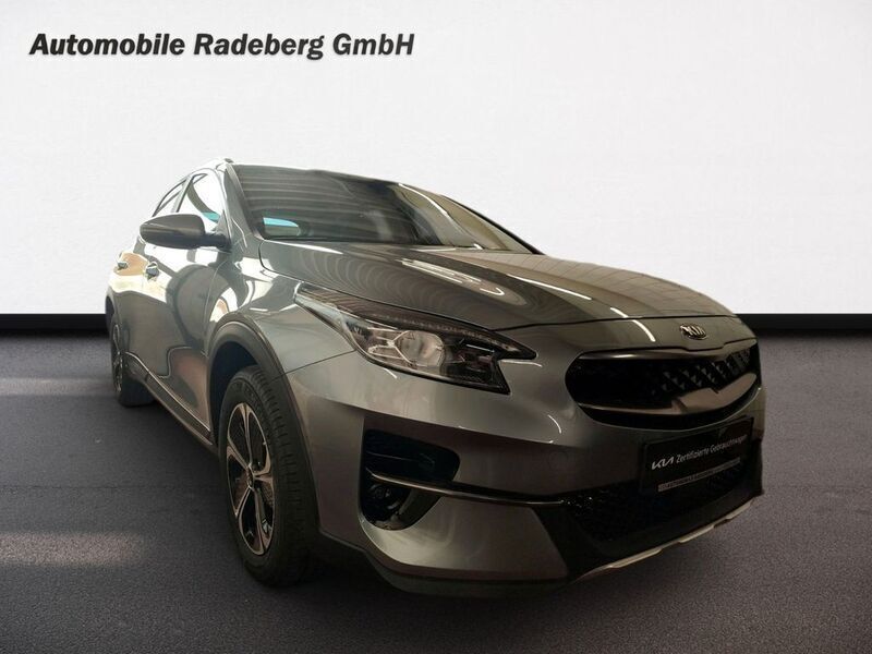 (css) lunarsilber met. Gebraucht 2020 Kia XCeed Spirit SUV | 26.900 € (Teuer) - Bild 1/4