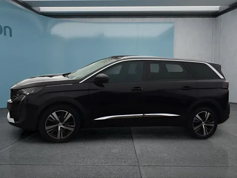Gebraucht Peugeot 5008 Allure 131 PS (96 kW) 2024 Schwarz SUV