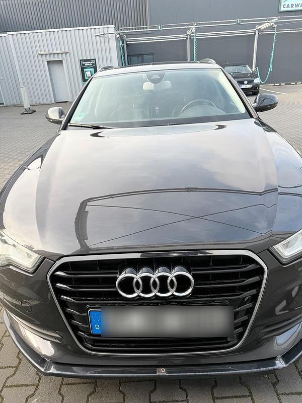 Grau Gebraucht 2012 Audi A6 Kombi | 9.200 € (Superpreis) - Bild 1/4