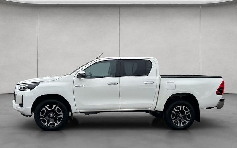 Gebraucht Toyota HiLux Executive 204 PS (150 kW) 2021 Weiß Abholung