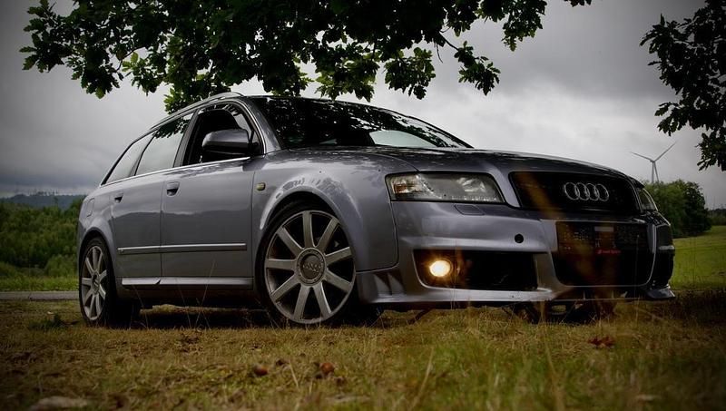Silber Gebraucht 2004 Audi A4 S-Line Kombi | 1.999 € (Etwas zu teuer) - Bild 1/4