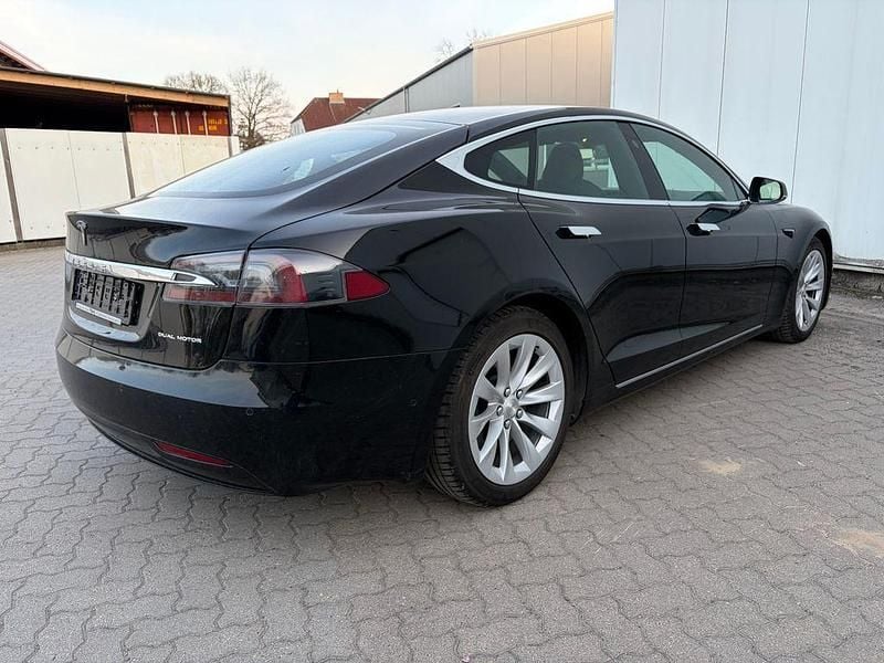 Second-hand Tesla Model S 397 kW (541 CP) 2020 Negru Hatchback