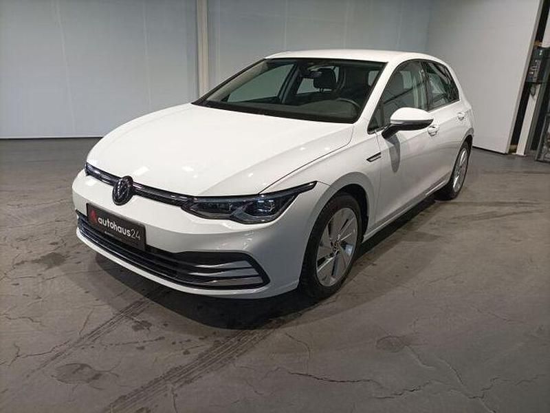 Gebraucht VW Golf VIII Style 150 PS (110 kW) 2023 Weiß Limousine