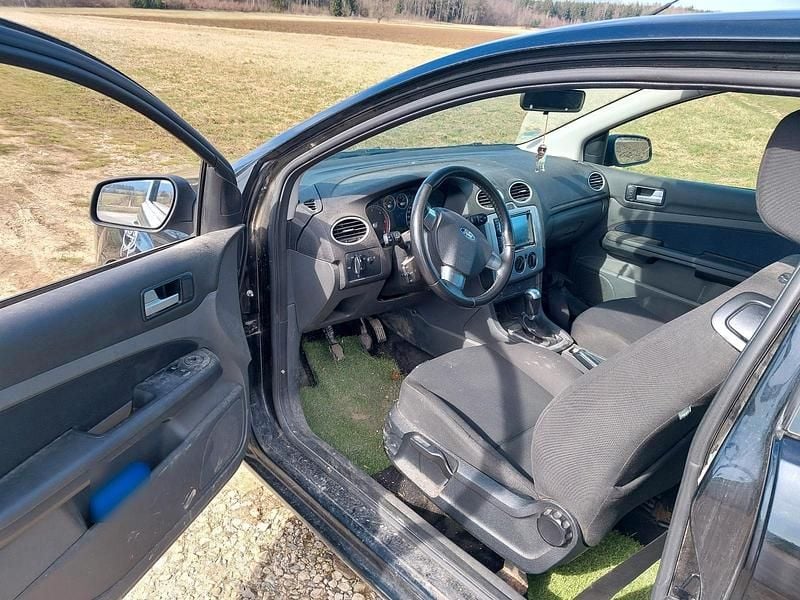 Gebraucht Ford Focus 90 PS (66 kW) 2006 Schwarz Limousine