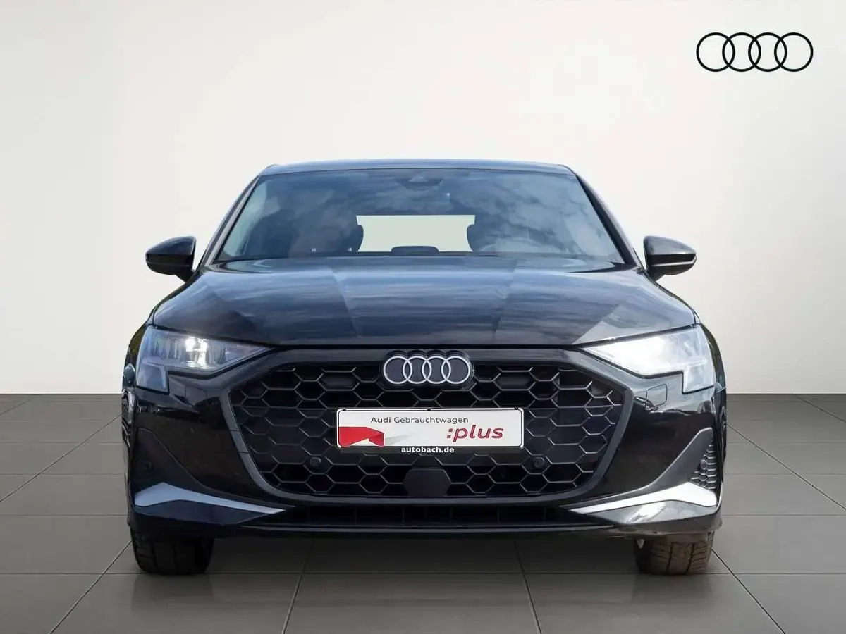 Gebraucht Audi A3 Advanced Plus 150 PS (110 kW) 2025 Mythosschwarz metallic Limousine