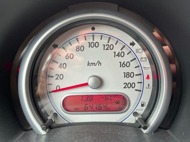 Gebraucht Suzuki Splash Basic 68 PS (50 kW) 2010 Blau Kleinwagen