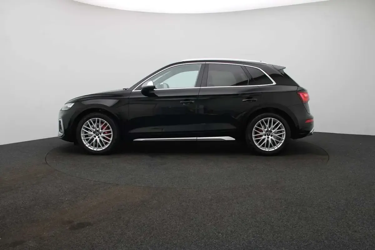 Gebraucht Audi SQ5 Ambiente 341 PS (250 kW) 2023 Mythosschwarz metallic SUV