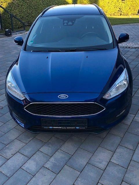 Second-hand Ford Focus Titanium 125 CP (91 kW) 2015 Albastru Berlinǎ