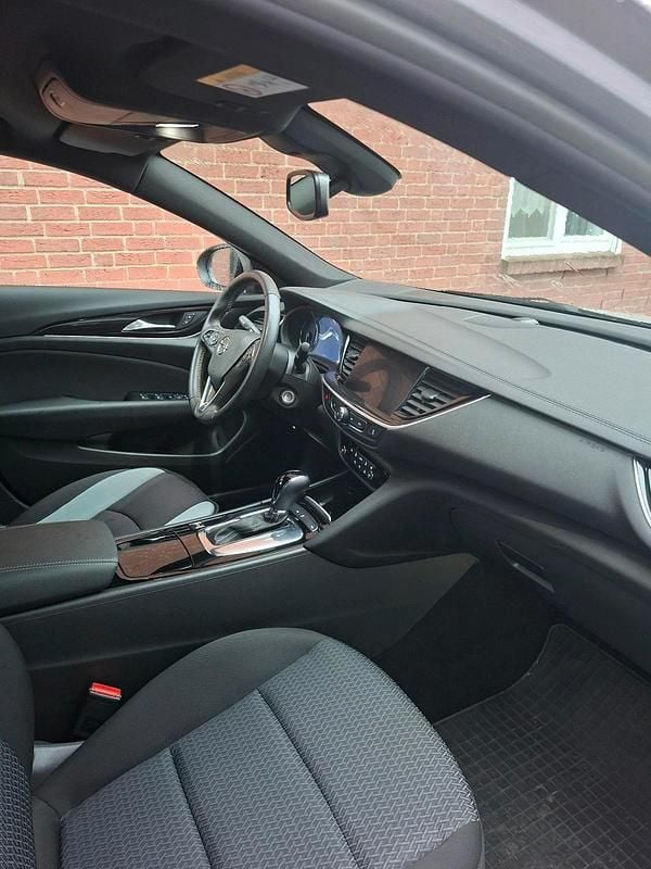 Gebraucht Opel Insignia 174 PS (127 kW) 2022 Silber Kombi