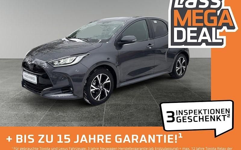 Neu Toyota Yaris Hybrid 116 PS (85 kW) 2025 Grau Limousine
