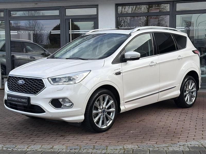 Gebraucht Ford Kuga Vignale 242 PS (177 kW) 2018 Weiß arktisweiß (metallic) (metallic) SUV