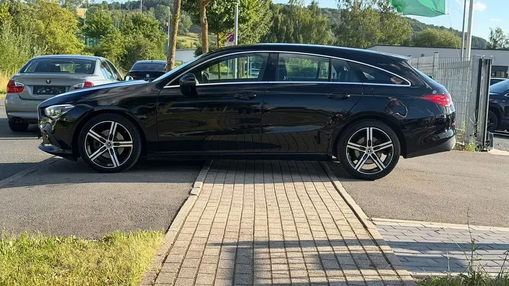 Gebraucht Mercedes CLA200 150 PS (110 kW) 2022 Schwarz Coupé