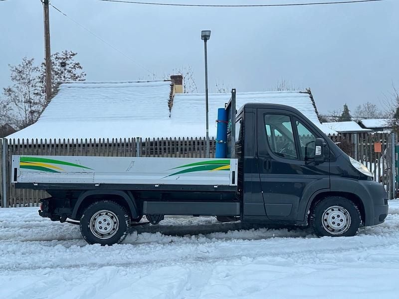 Schwarz Gebraucht 2013 Citroën Jumper Van / Kleinbus | 7.900 € (Guter Preis) - Bild 1/4