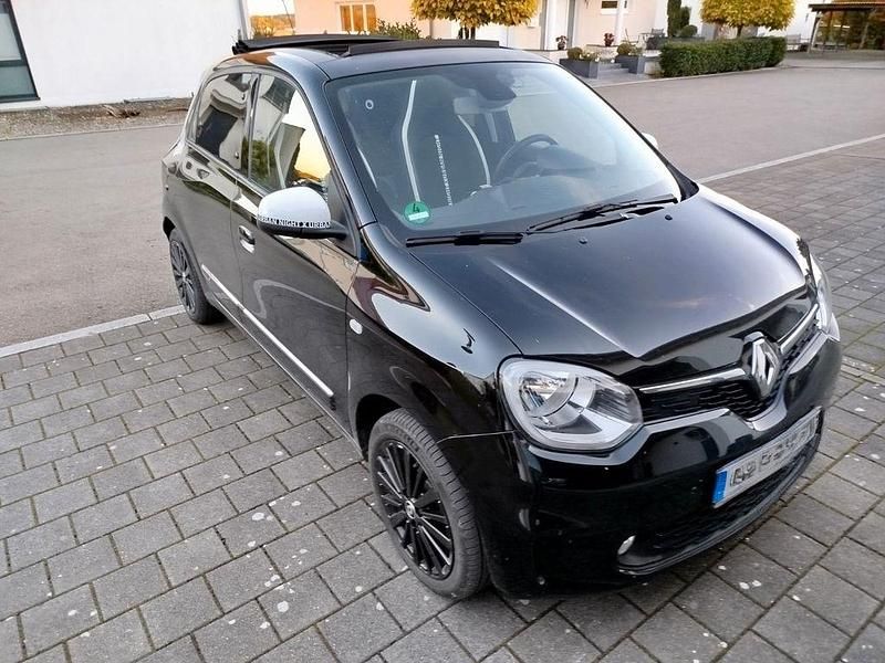Schwarz Gebraucht 2022 Renault Twingo Urban Night Kleinwagen | 13.500 € (Fairer Preis) - Bild 1/4