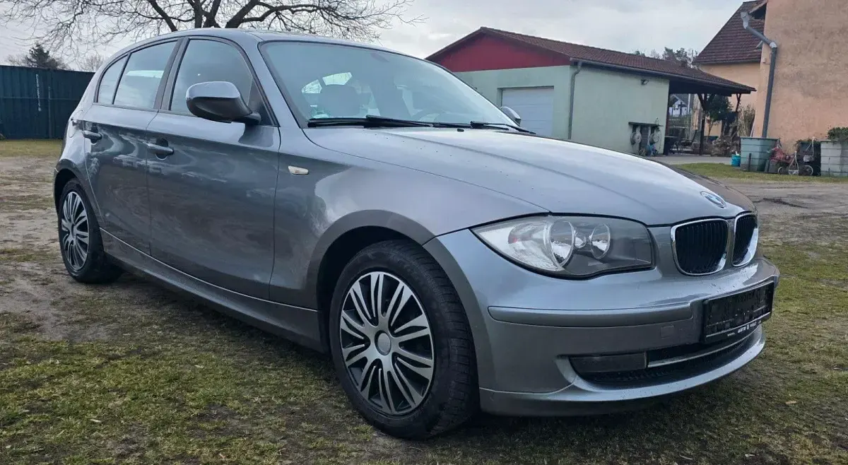 Używany BMW 116 Advantage 116 KM (85 kW) 2009 Szary Hatchback