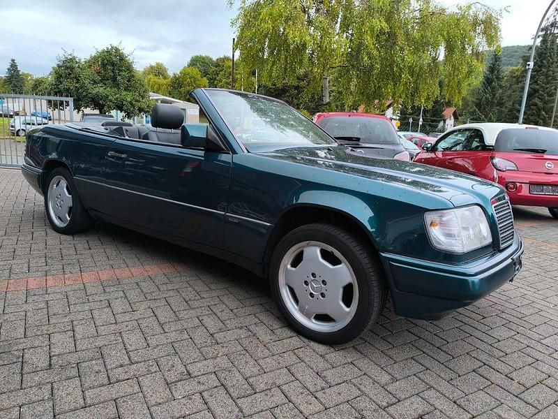 Gebraucht 1997 Mercedes E200 Edition Cabrio | 20.990 € - Bild 1/4