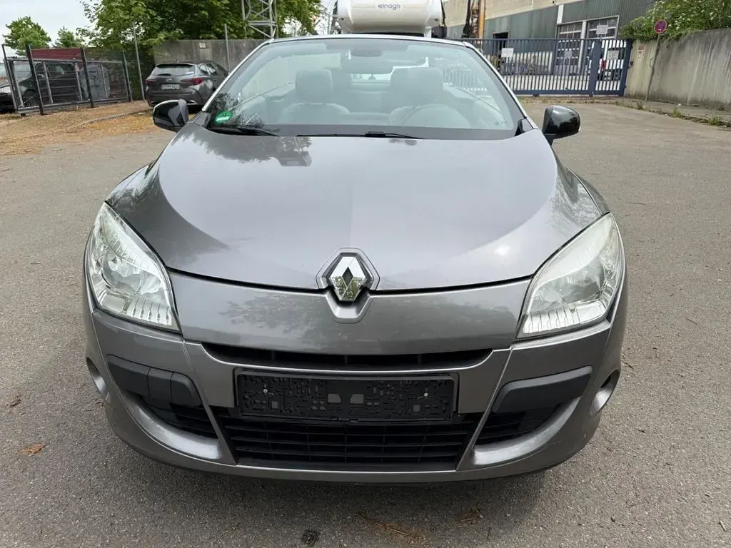 Gebraucht Renault Mégane Cabriolet Luxe 131 PS (96 kW) 2010 Grau cassiopee Cabrio