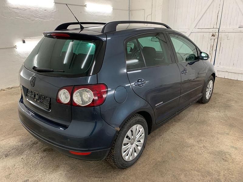 Gebraucht VW Golf United 105 PS (77 kW) 2008 Blau Van / Kleinbus