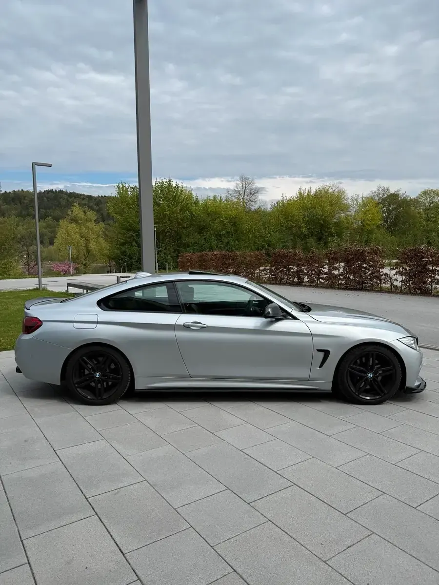 Gebraucht BMW 435 M Sport 306 PS (225 kW) 2015 Silber Coupé