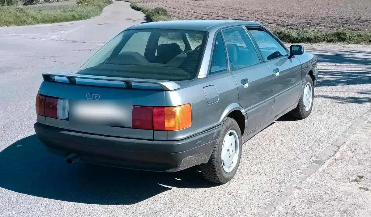 Occasion Audi 80 90 ch (66 kW) 1990 Argent Berline