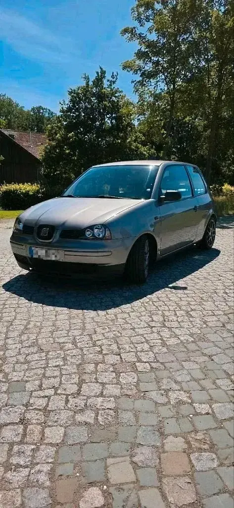 Gebraucht Seat Arosa 60 PS (44 kW) 2003 Grau Kleinwagen