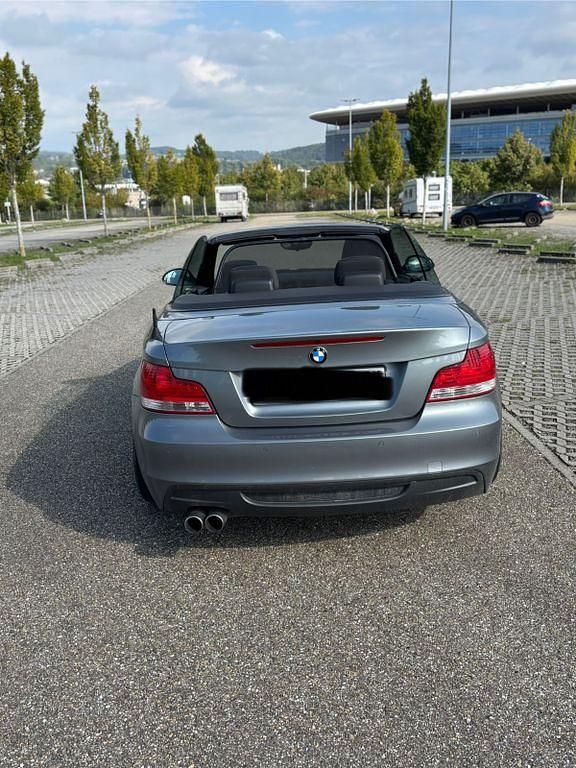 Gebraucht BMW 118 Cabriolet Performance 143 PS (105 kW) 2009 Grau Cabrio