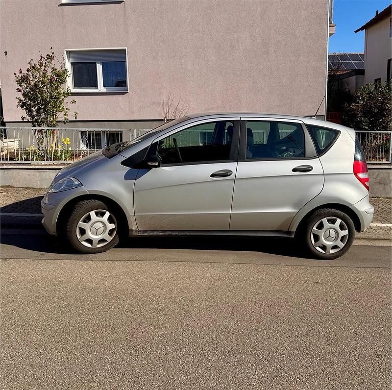 Gebraucht Mercedes A150 95 PS (69 kW) 2007 Silber Limousine