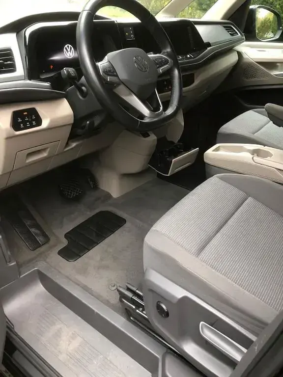 Usata VW Multivan 150 CV (110 kW) 2023 Nero Monovolume