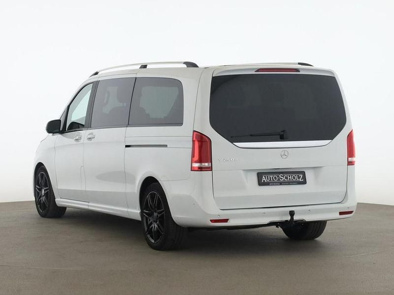 Gebraucht Mercedes V250 AMG 190 PS (139 kW) 2021 Weiß Van / Kleinbus