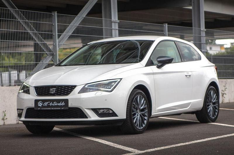 Weiß Gebraucht 2016 Seat Leon SC CONNECT Kleinwagen | 9.300 € (Etwas zu teuer) - Bild 1/4