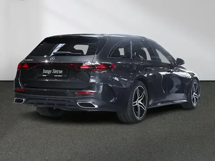 Gebraucht Mercedes E300 AMG 313 PS (230 kW) 2025 Grau Kombi
