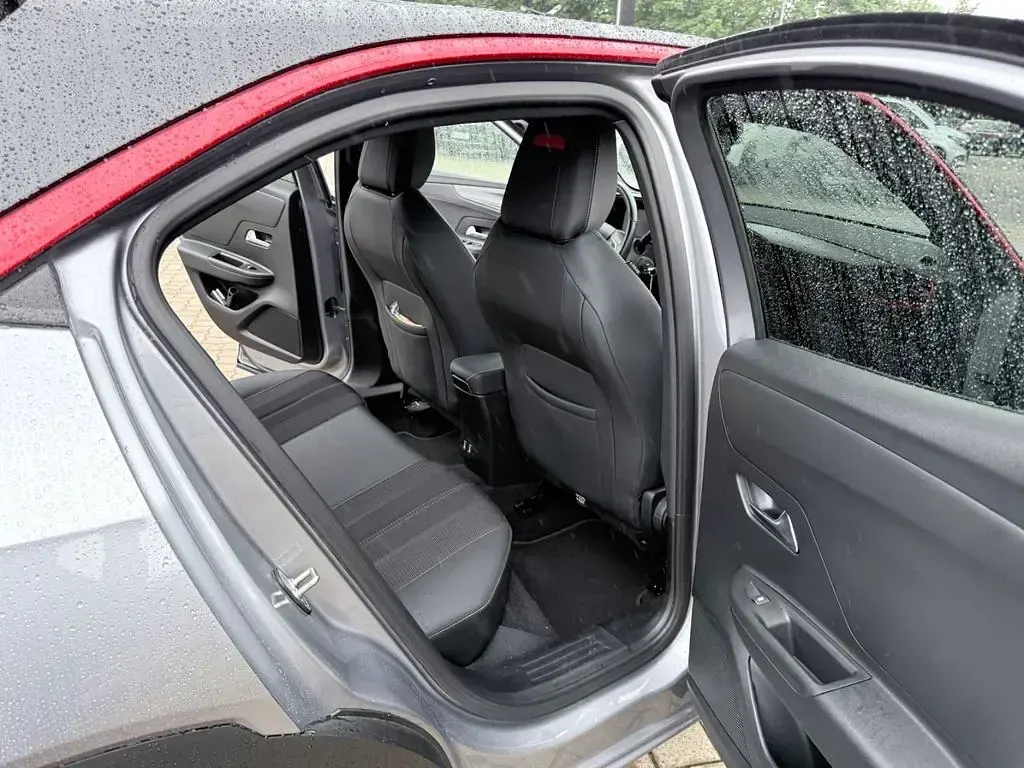 Gebraucht Opel Mokka 131 PS (96 kW) 2023 Grau SUV