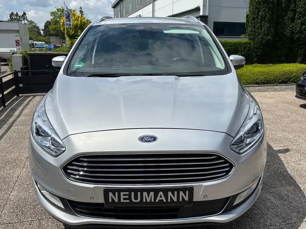 Gebraucht Ford Galaxy Titanium 150 PS (110 kW) 2017 Silber Van / Kleinbus