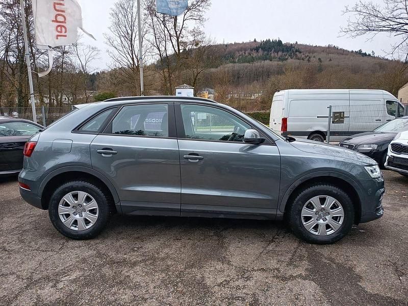 Gebraucht Audi Q3 Comfort 150 PS (110 kW) 2017 Grau SUV