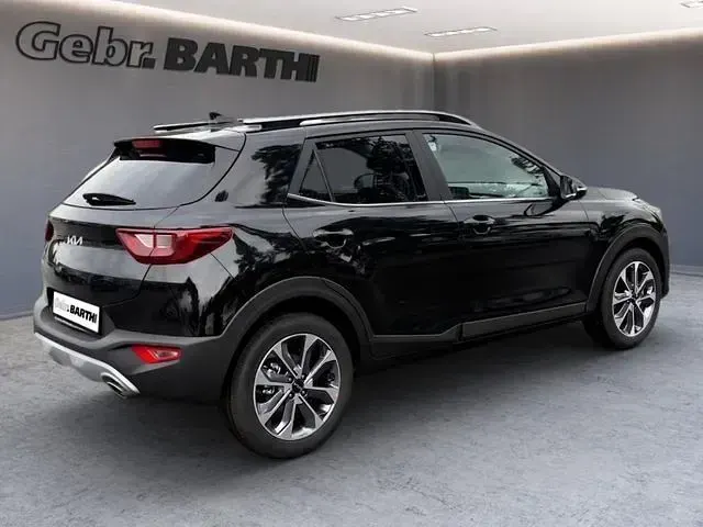 Neu Kia Stonic Spirit 101 PS (74 kW) 2025 Schwarz SUV