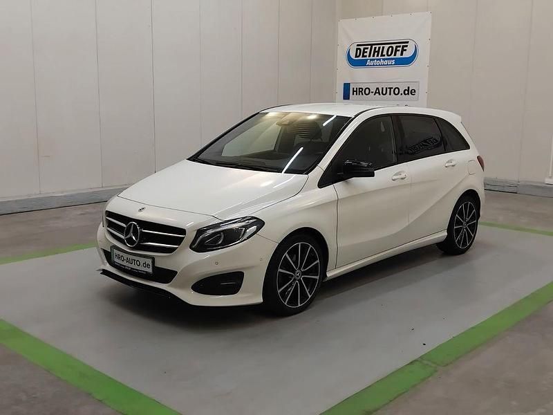 Gebraucht Mercedes B180 Edition 122 PS (89 kW) 2018 Weiß Van / Kleinbus