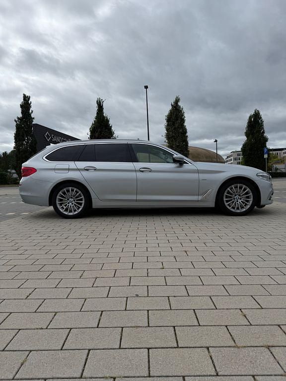 Gebraucht BMW 530 Luxury Line 265 PS (194 kW) 2017 Silber Kombi