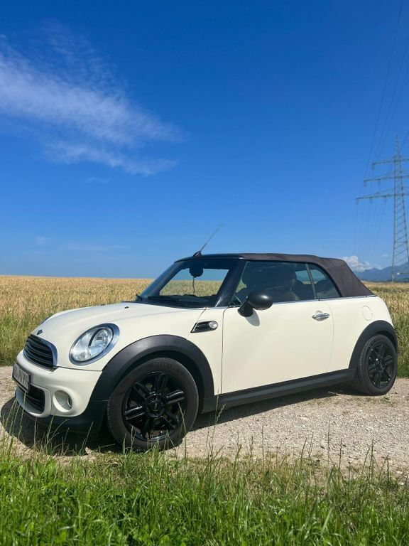 Beige Gebraucht 2014 Mini One Cabriolet Cabrio | 8.900 € (Fairer Preis) - Bild 1/4