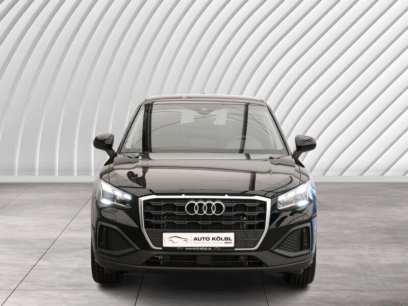 Gebraucht Audi Q2 116 PS (85 kW) 2023 Brillantschwarz SUV